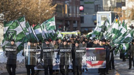 Сблъсъци и арести по време на неонацистки поход в Гьотеборг 