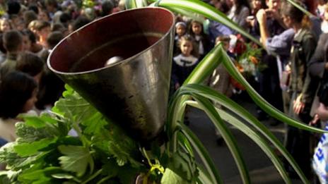 1076 деца от новите центрове за настаняване влизат в училище