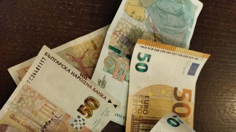 Два сигнала за фалшиво евро през миналата седмица във Варна