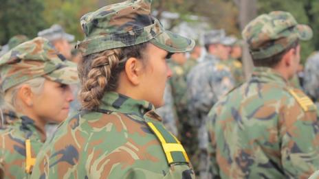 Постъпващите военни повече от напускащите