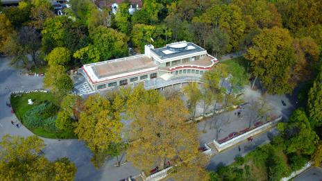 Морското казино във Варна отваря врати (СНИМКИ)