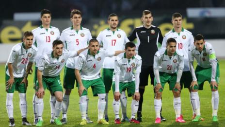 Младите "лъвчета" излизат срещу Дания