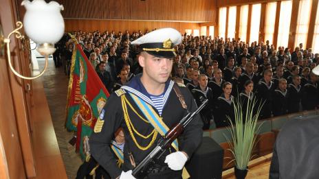 750 първокурсници прекрачиха прага на ВВМУ &quot;Никола Й. Вапцаров&quot; (СНИМКИ)