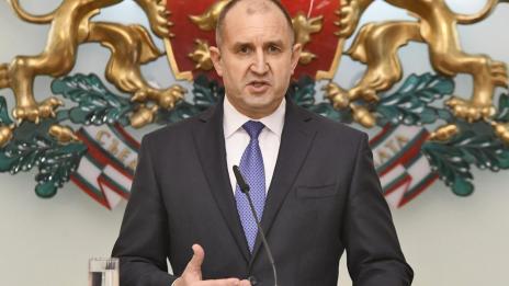 Кормилото на държавата в ръцете на президента. Какъв ще е кабинетът му?