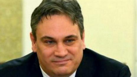 Антикорупционната комисия и МОН готвят помагала за учителите