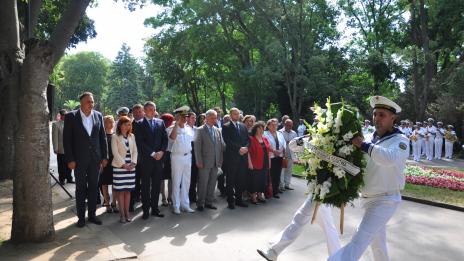 Варна преклони глава пред делото на Апостола (СНИМКИ)