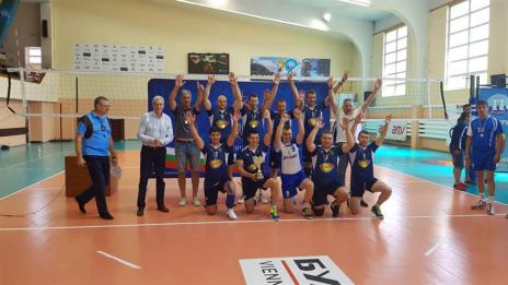 Шестата поредна купа за варненските пожарникари от Републиканското първенство по волейбол за служители на МВР