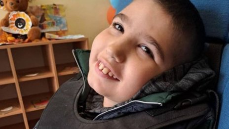 Зов за помощ: Деветгодишният Ники от Варна има нужда от спешна операция 