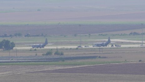 Пеев: Няма американски самолети у нас в момента, но по всяко време могат да кацнат
