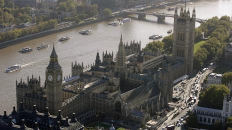 Британците разследват обвинение за изнасилване в парламента