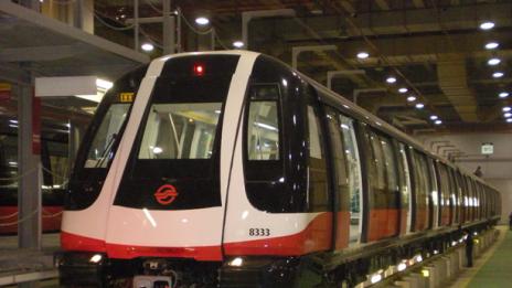 Британец надбяга метрото