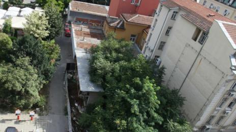Съдът гледа делото за срутилата се сграда в центъра на София
