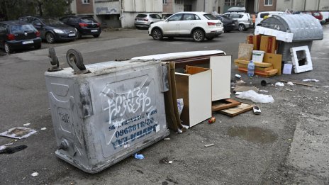 Община Варна сезира полицията и прокуратурата за умишлено разпиляване на боклук
