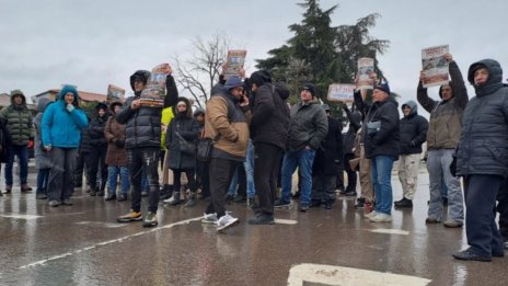 Жители на два варненски квартала въстанаха заради разрушен от ВиК път