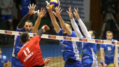 Левски победи ЦСКА във волейболното дерби на България