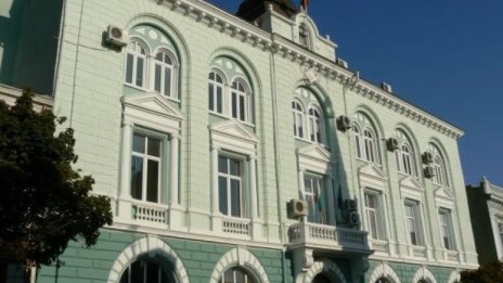 Проверяват НАП и Областната администрация във Варна за бомби