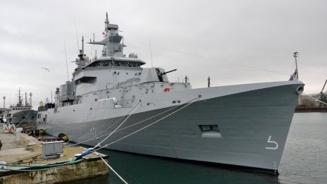 Корабът &bdquo;Храбри" е на тестови ходови изпитания във Варненския залив и Черно море 