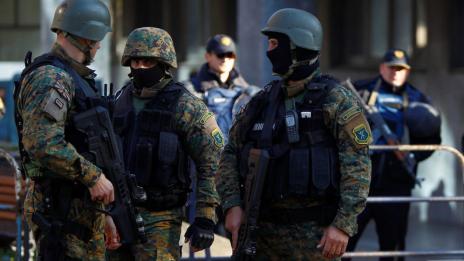 Македония праща в затвора 33 етнически албанци за сблъсъците в Куманово