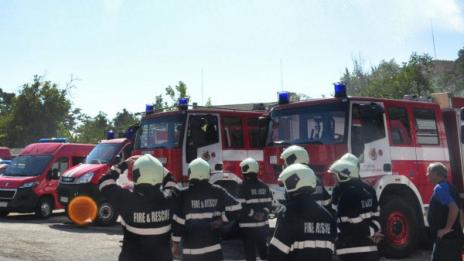 Пожарникари излизат на протест
