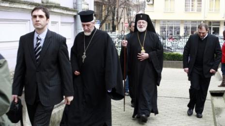Тихон или Наум останаха кандидати за владика на Русенска митрополия