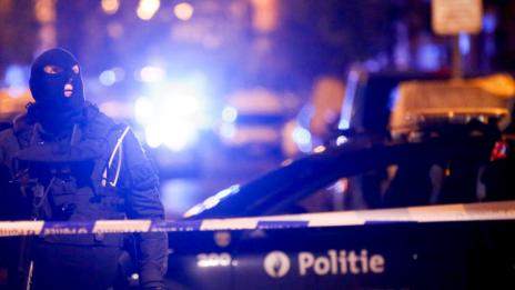 Подпалени коли и ранени полицаи в Брюксел, след футболен успех на Мароко