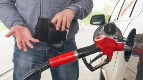 Август е! Горивата традиционно скочиха в най-отпускарския месец