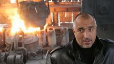 Бойко Борисов при размирните бежанци в Харманли