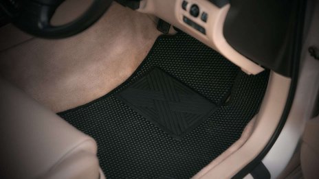 Как да предпазите багажника от замърсяване – предимствата на качествените гумени стелки 