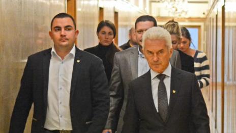 Съдът намали хилядарките от Сидеров за Борисов