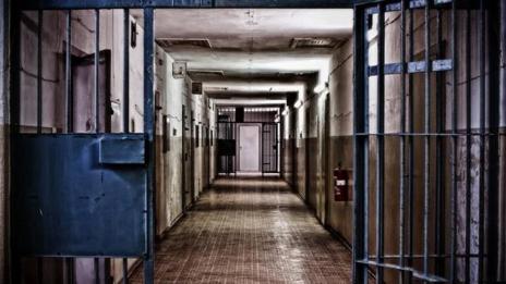 Отварят 24 избирателни секции в местата за лишаване от свобода