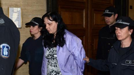 Акушерката Емилия Ковачева искала на свобода