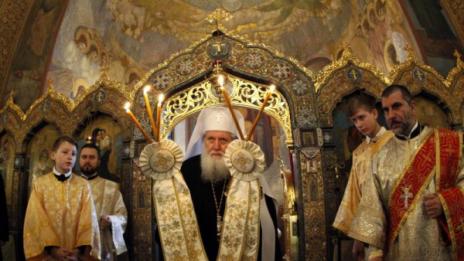 Българският патриарх Неофит участва в литургията в Руската църква