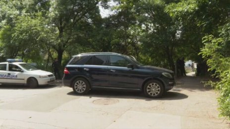 След гонка задържаха автокрадец на скъпо возило