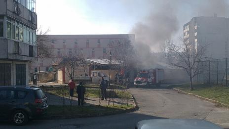 Автомат за кафе изгоря във Варна