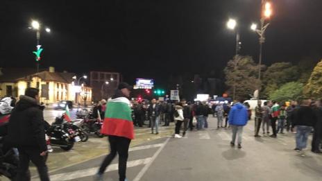 Поредна вечер на протести във Варна