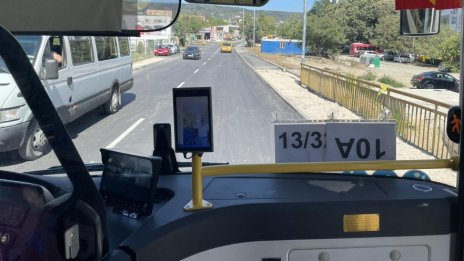 Пенсионери, украинци и сърби карат градските автобуси във Варна