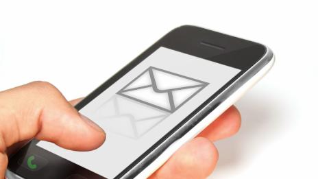 SMS-ът на кирилица е три пъти по-скъп