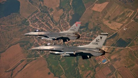 ВВС на САЩ свалиха обект, който е летял на границата между Аляска и Канада