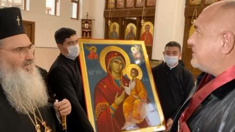 Борисов и министри пристигнаха във Варна (ВИДЕО)