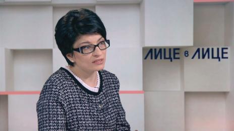 Десислава Атанасова: Няма да има намордници за всички кучета