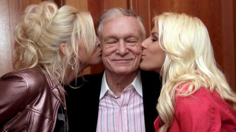 Хю Хефнър продаде имението Playboy за 100 млн. долара