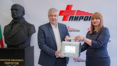 ЦКБ дари 8 дихателни апарата на болници в 7 града на страната
