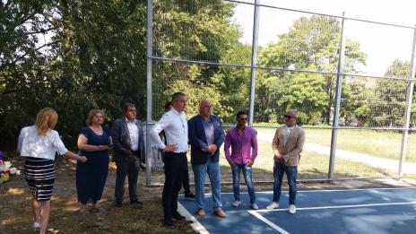 Откриха модерна спортна площадка и в ОУ „Христо Ботев“