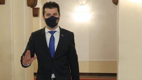 Петков отива на крака в Скопие