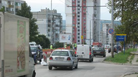 Начало на ремонта по бул. “Ян Хунияди” (СНИМКИ)