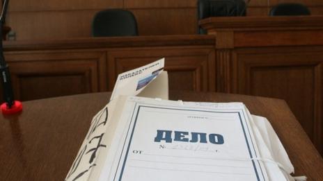 Заседание по делото срещу акушерката Емилия Ковачева