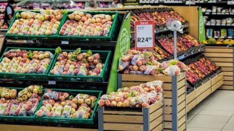 Картофите, зелето, доматите и краставиците поскъпнаха