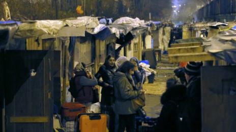 Полицията разчисти ромски лагер край Париж