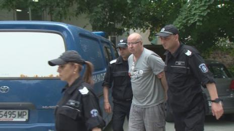 Шведът с ритника едвам си намерил адрес у нас. Никой не го искал  