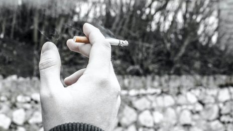 39.4% от българите посягат към цигарите